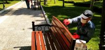PARKLARDA BAKIM ONARIM ÇALIŞMALARI DEVAM EDİYOR