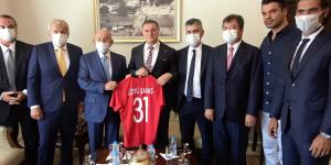 TFF Başkanı Özdemir, Başkan Savaş’ı kutladı