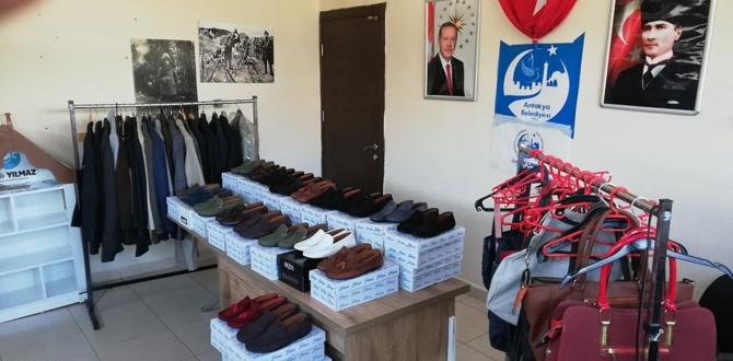 İHTİYAÇ SAHİBİ VATANDAŞLARA  BAYRAMLIK GİYSİ YARDIMI