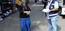 PAZARLARDA MASKE DAĞITIMI DEVAM EDİYOR