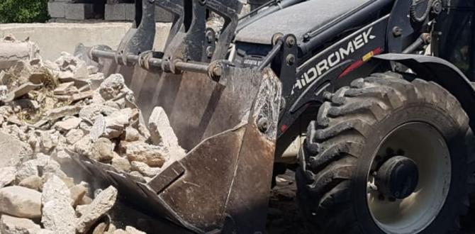 ŞEHİR GENELİNDE KAPSAMLI TEMİZLİK ÇALIŞMALARI SÜRÜYOR