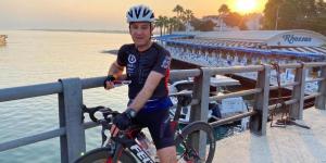 Bisiklet sürücüsünü önce sıkıştırdı, sonra bıçakladı