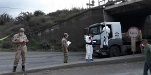 Tır sürücüleri arasında sıra kavgası: 1 ölü