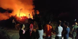 Kamışlık alandaki yangın korkuttu