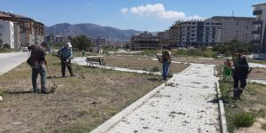 PARK VE YEŞİL ALANLARDA BAKIM VE ONARIM ÇALIŞMALARI DEVAM EDİYOR