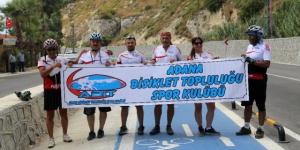 “Kadın cinayetleri ve bisikletli ölümler son bulsun” diye pedal çevirdi