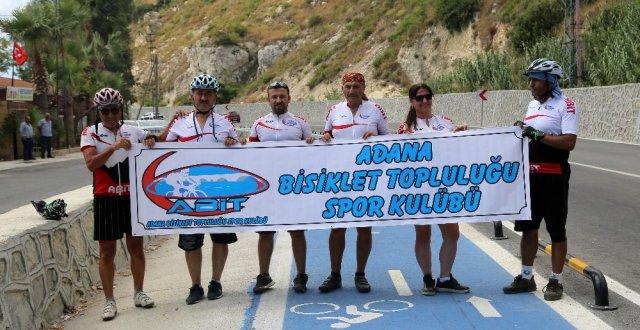 “Kadın cinayetleri ve bisikletli ölümler son bulsun” diye pedal çevirdi