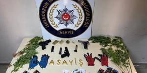 Hatay’da uyuşturucu baskını: 14 gözaltı