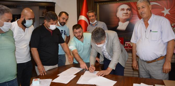 BAŞKAN YAVUZ YENİ OTOGALERİCİLER SİTESİNİN ANA SÖZLEŞMESİNİ İMZALADI