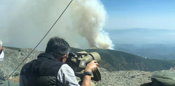 Hatay’daki yangını kontrol altına alma çalışmaları sürüyor
