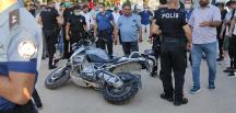 Motosikletli yunus polisler kaza yaptı: 2 yaralı