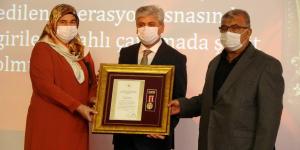 Hatay’da, şehit yakınları ve gazilere Devlet Övünç Madalyası ve Beratı