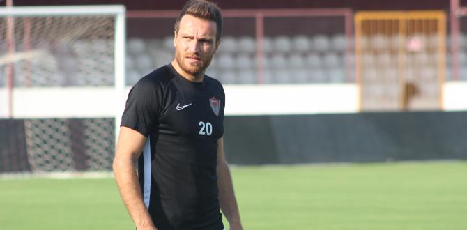 Kaptan Mesut Çaytemel, 36 yaşında Süper Lig’le tanıştı