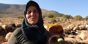 Yörük Ana’dan Torosların zirvesinde Mehmetçiğe dua