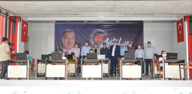 “GEZİCİ EBA DESTEK NOKTASI ARACI” HİZMETE GİRD