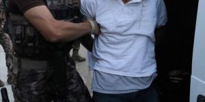 Kırmızı bültenle aranan El Kaide bağlantılı terörist yakalandı