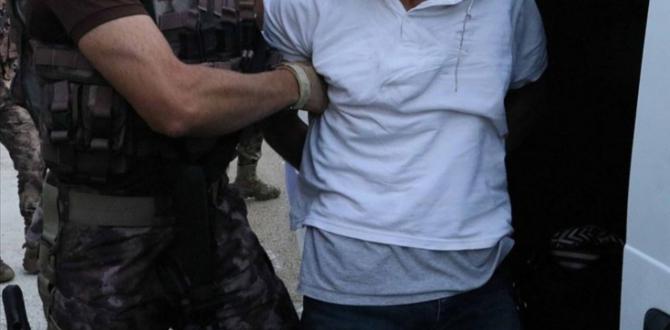 Kırmızı bültenle aranan El Kaide bağlantılı terörist yakalandı