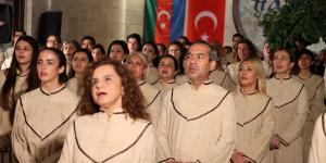 Medeniyetler Korosu Azerbaycan İçin Söyledi