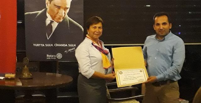 Başarılı İş İnsanı Ahmet Ulaş Antakya Defne Rotary Kulübü’nün konuğu oldu.