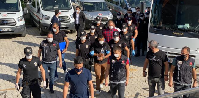 İskenderun körfezinde kokain ele geçirilen gemi ile ilgili 4 kişi tutuklandı