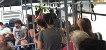 Halk otobüsünde sosyal mesafe hiçe sayıldı