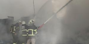 Hatay’da gıda fabrikasında yangın