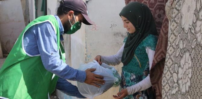 Suriye’deki kamplara hijyen paketi dağıtıldı