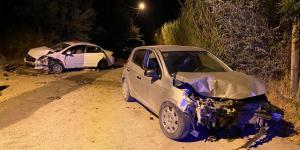 Hatay’da otomobiller kafa kafaya çarpıştı: 5 yaralı