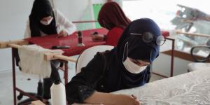 Savaştan kaçan kadınlar genç kızların hayallerine ortak oluyor