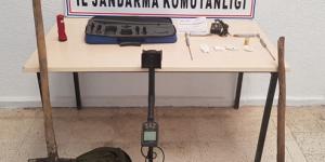 Hatay’da kaçak kazı yapan 4 kişi yakalandı