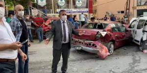 Hatay’da yangına su taşıyan tanker 13 aracı biçti