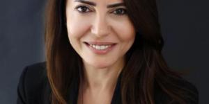 Hatay’daki yangında hortum aracı uçurdu, içindeki iş kadını yaralandı