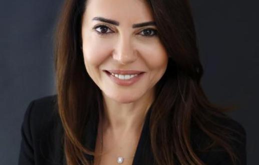 Hatay’daki yangında hortum aracı uçurdu, içindeki iş kadını yaralandı