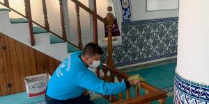 İBADETHANELERDE TEMİZLİK ÇALIŞMALARI TİTİZLİKLE YÜRÜTÜLÜYOR