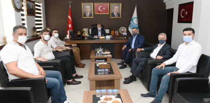 MHP ANTAKYA İLÇE BAŞKANI MEHMET KANLI’DAN BAŞKAN YILMAZ’A ZİYARET