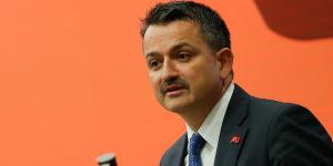 Bakan Pakdemirli: “Geleceğimize nefes olmak için tüm halkımızı ağaçlandırma çalışmalarına davet ediyorum”