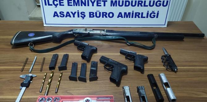 Kurusıkı tabancaları ateşli silaha dönüştüren şahıs yakalandı