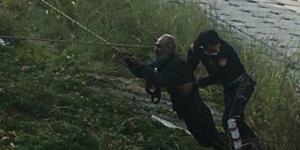 Asi Nehri’ne düşen alkollü adamı itfaiye kurtardı