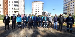 Ortahisar Belediyesi’nden Antakya Belediyesi’ne 4 bin 61 adet fidan bağışında bulundu