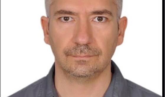 Ailesine şiddet uygulayan babasını öldürdü