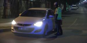 Polis ekiplerinden ‘Sokağa çıkma yasağı’ denetimi