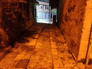 Hatay’da kısıtlamayla beraber cadde ve sokaklar bomboş kaldı