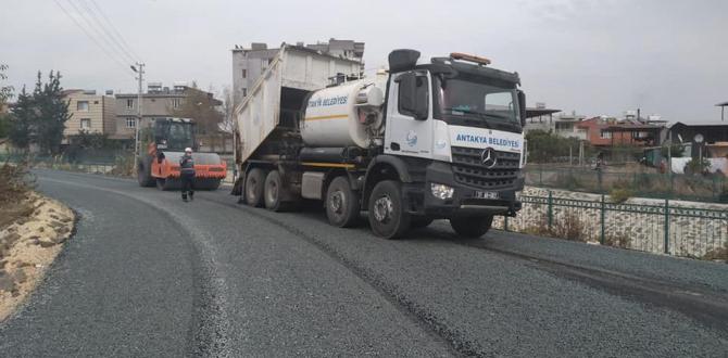 ANTAKYA ASFALTLA BULUŞMAYA DEVAM EDİYOR