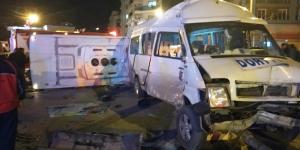 Tarım işçilerini taşıyan midibüs minibüs ile çarpıştı: 16 yaralı