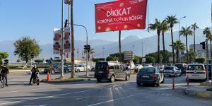 İskenderun’da afişli korona uyarısı