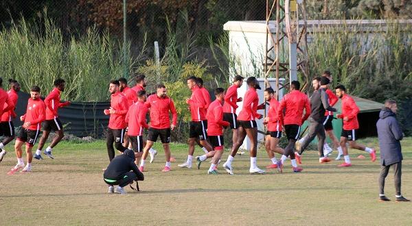 Ömer Erdoğan: “Erzurum’u yenip galibiyet serisine başlamak istiyoruz”