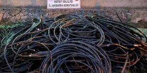 Kamyonetin kasasında 1100 kilo bakır kablo ele geçirildi