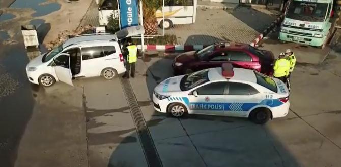 Başka aracın plakasını kullanırken yakalandı