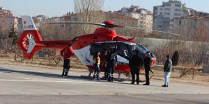 Ambulans helikopterlerin 21 günlük bebeği hayatta tutma yarışı