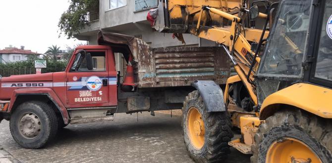 SAMANDAĞ’DA TEMİZLİK ÇALIŞMALARI ARALIKSIZ DEVAM EDİYOR